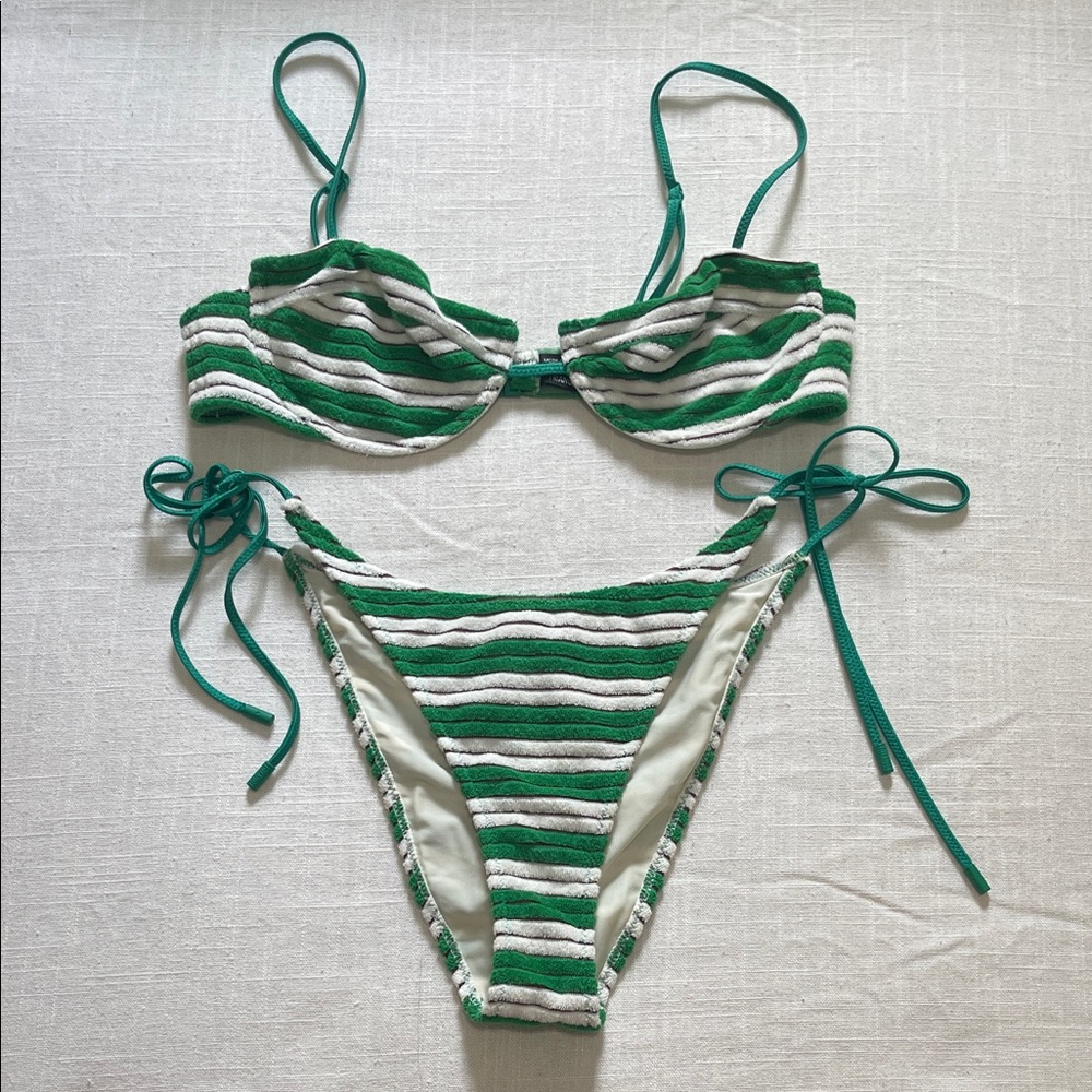 Triangl Striped Green and White Bikini Set